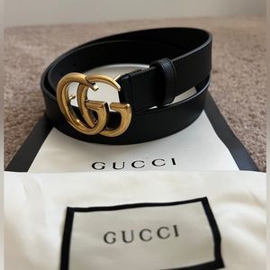 Authentic GG Marmont leather belt with shiny buckle